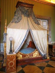 royal_palace_caserta-king_bedroom.jpg